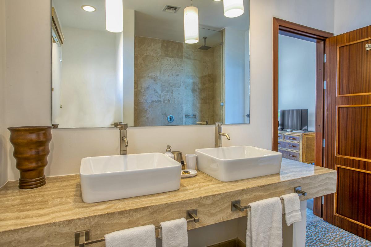 46_EtoiledeMer-Bathroom4_ villa 4 chambres piscine vue mer Cupecoy Saint Martin